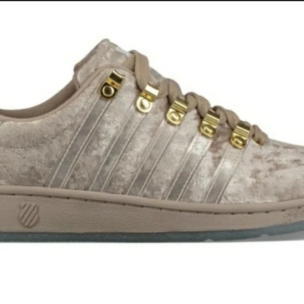 Womens 7.5 Kswiss Joyrich gold velvet bnib